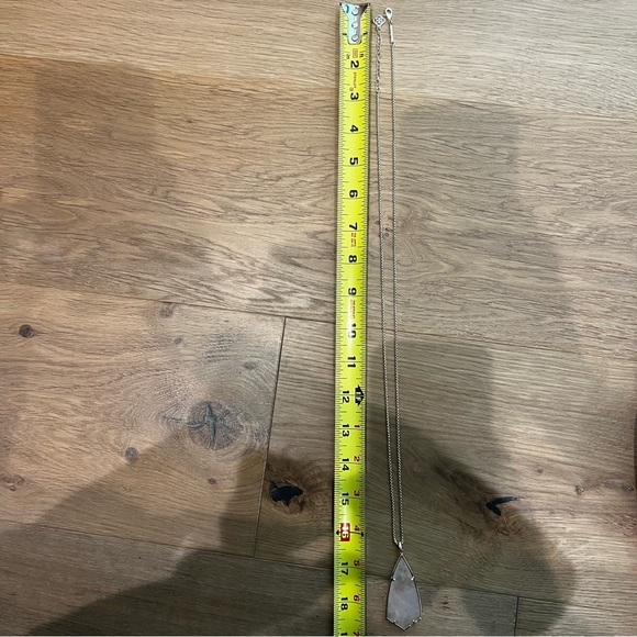 Light yellow gold plated Pendant Necklace - Picture 5 of 5